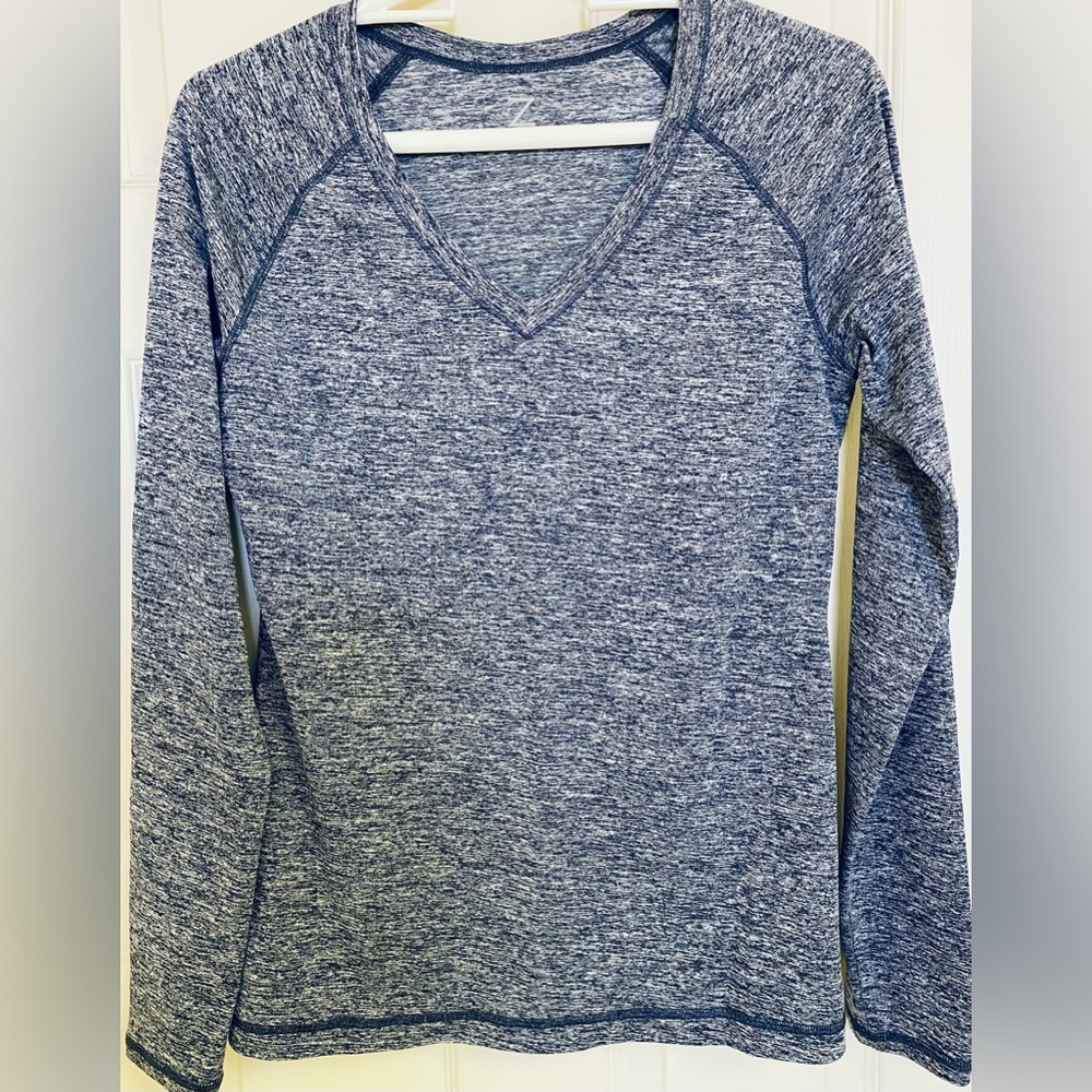 Zella V neck Long Sleeve Sport T shirt Size Medium